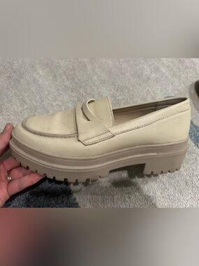 Women’s Patina Portland Leather Goods Cream Lug-Sole Genuine Leather Loafers 7.5